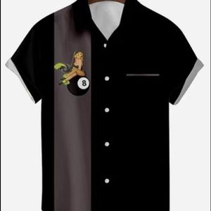 Men’s retro reproduction. Polyester. No stretch. Button down. Size large.